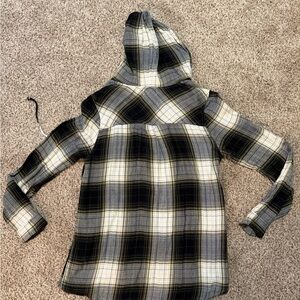 Plaid Hooded Shirt - Black and Gray
Worn a few times.